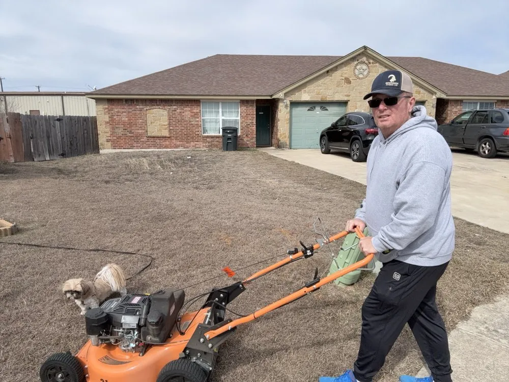 Local lawn care service experts serving Killeen, TX - Integrity Lawn Service