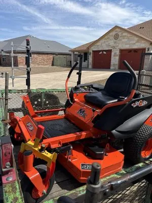 Integrity Lawn Service Logo