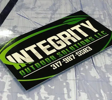 Integrity Outdoor Solutions Logo