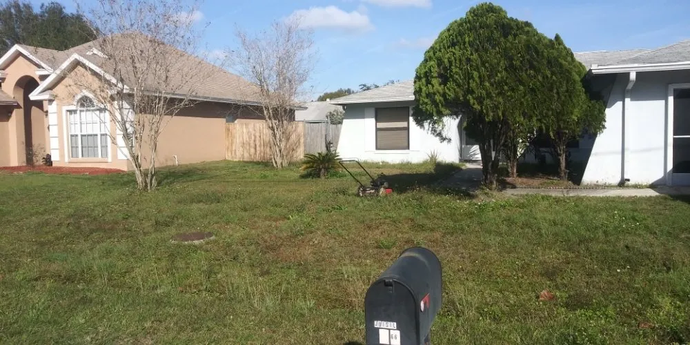 Local garden landscaping in Kissimmee, FL - intel Mowing