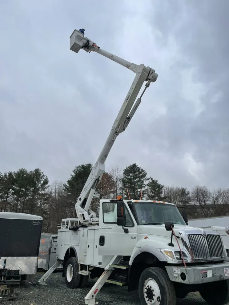 Custom lawn mowing service in Lynn, MA by Inter Landscaping & Construction