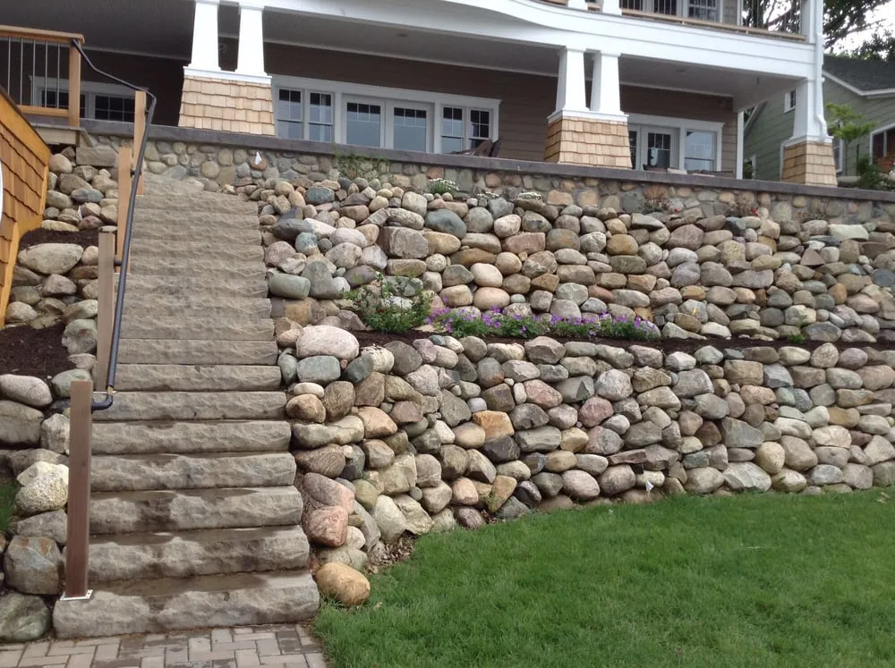 Top-rated yard cleanup service experts serving Jackson, MI - Interlock Landscaping