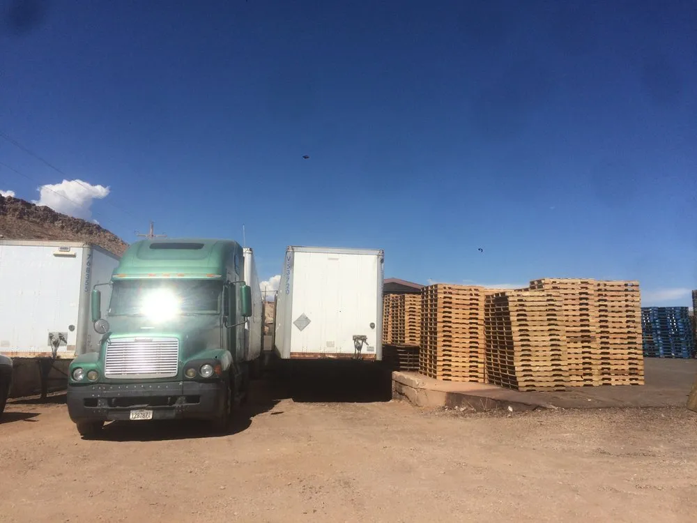 Top-rated outdoor landscaping in Washington, UT - Intermountain Pallet Specialties