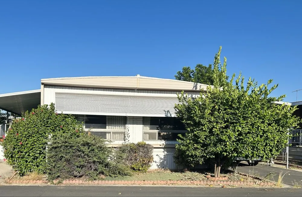 Reliable garden landscaping near you in San Bernardino, CA by Interscapes Landscaping