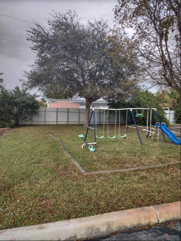 Professional landscaping services experts serving Plantation, FL - Interscope Landscaping