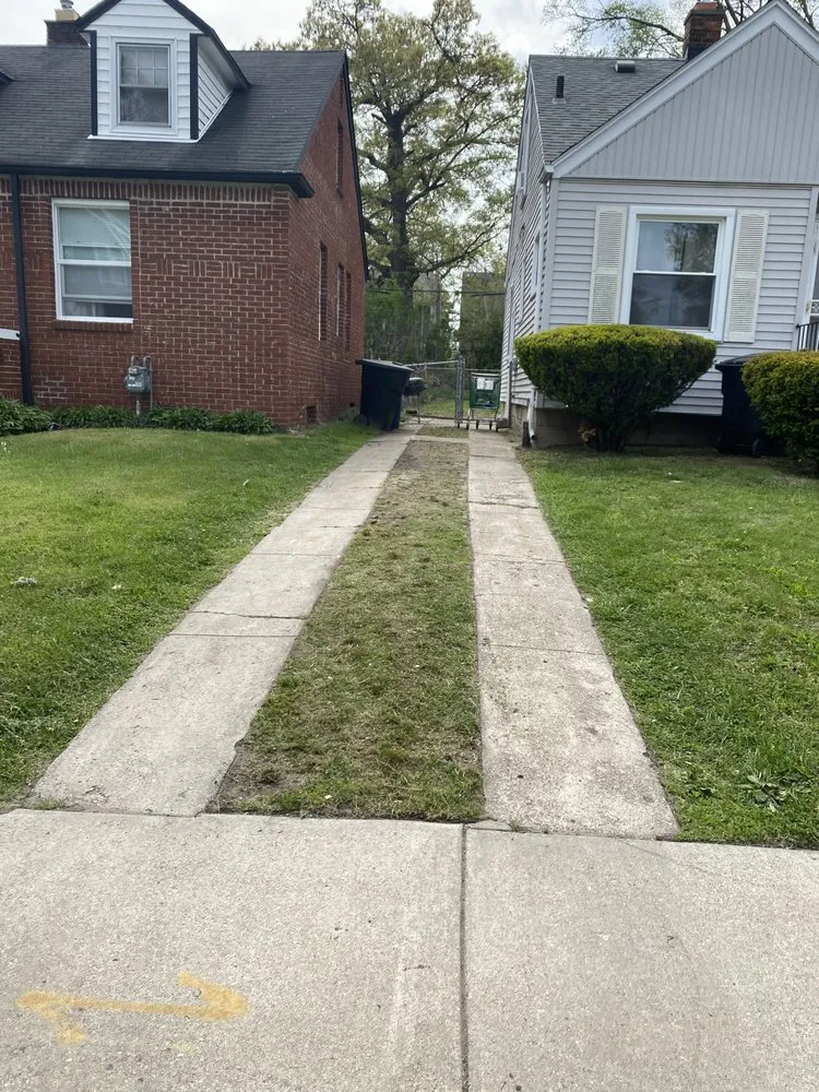 Custom residential landscaping with custom design across Detroit, MI - Inthekuttservices