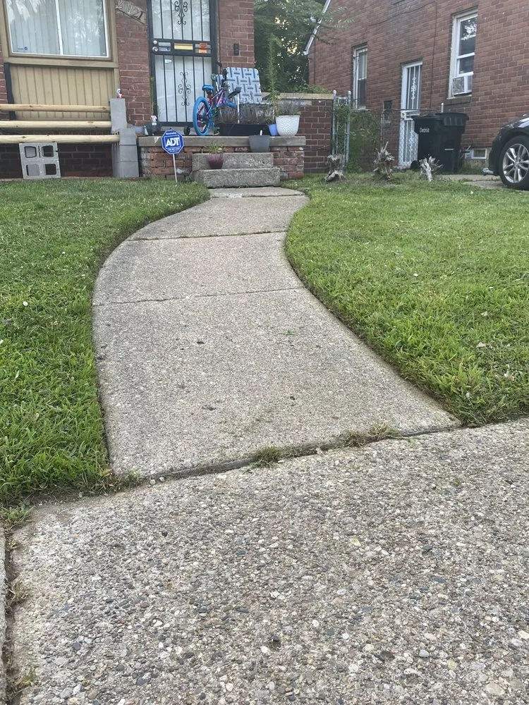 Top-rated yard maintenance experts serving Detroit, MI - Inthekuttservices