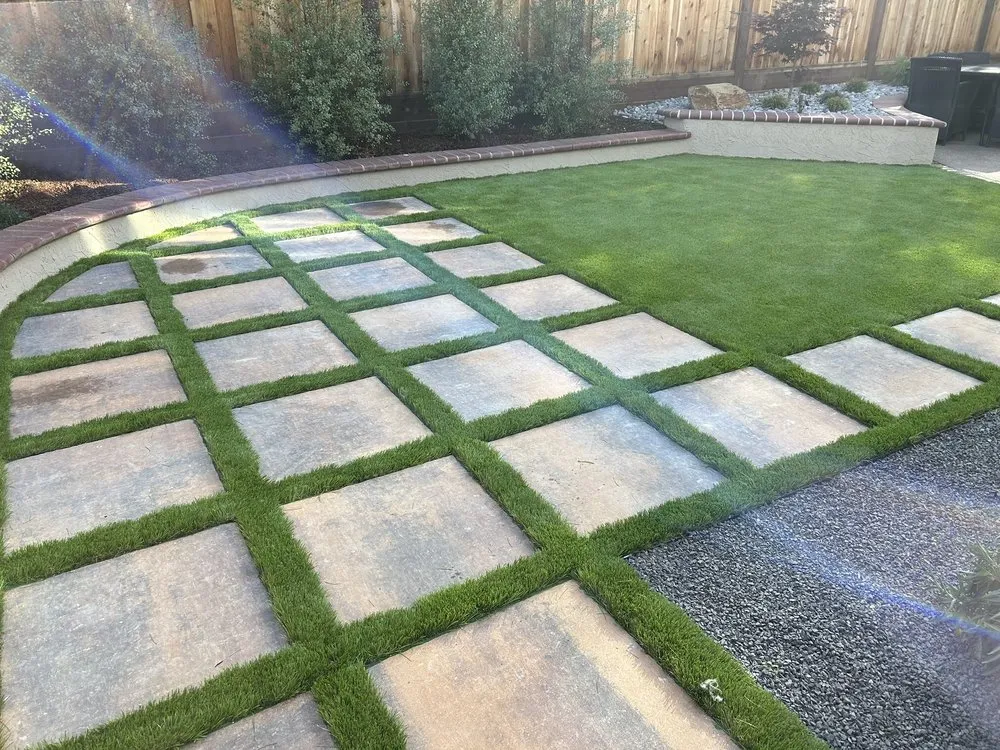 Reliable yard maintenance in Santa Clara, CA - IntoTurf
