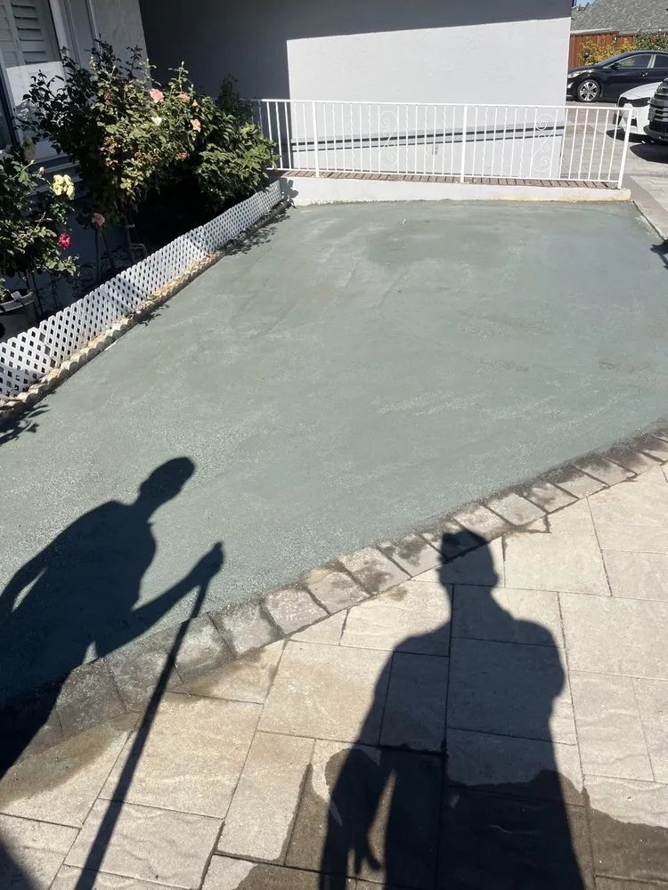 Reliable lawn mowing service experts serving Santa Clara, CA - IntoTurf