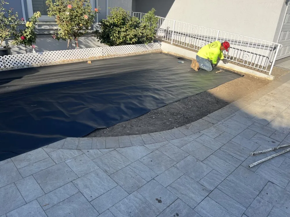 Local lawn mowing service in Santa Clara, CA by IntoTurf