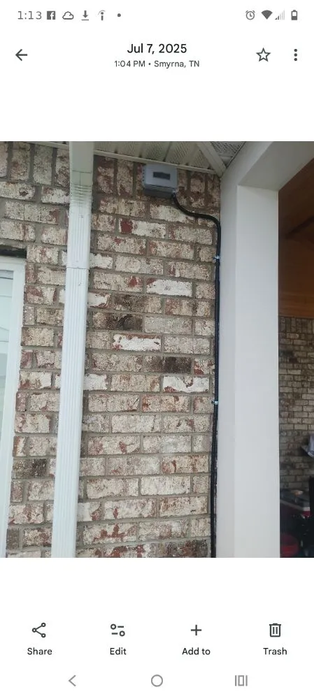 Custom yard cleanup service for homes across Nashville, TN - Intricate Services