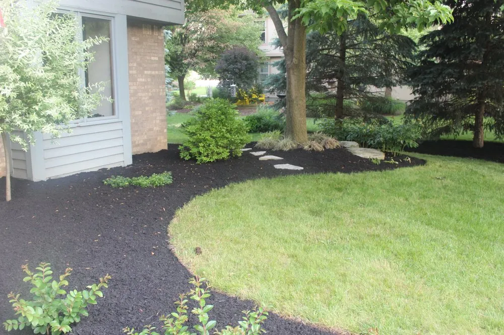 Reliable landscaping services experts serving Delaware, OH - Iom Landscaping