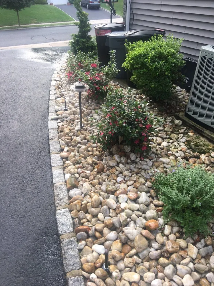 Custom landscaping services experts serving East Brunswick, NJ - Iovino's Landscaping