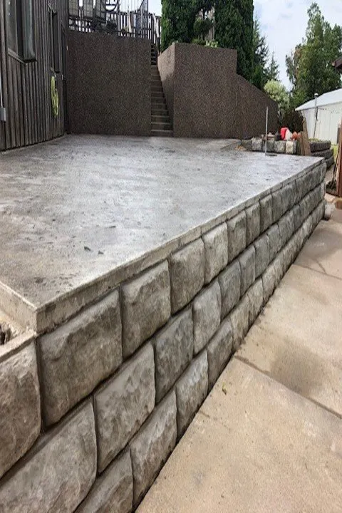 Top-rated garden landscaping in Maquoketa, IA by Iowa Concrete Products And Monuments