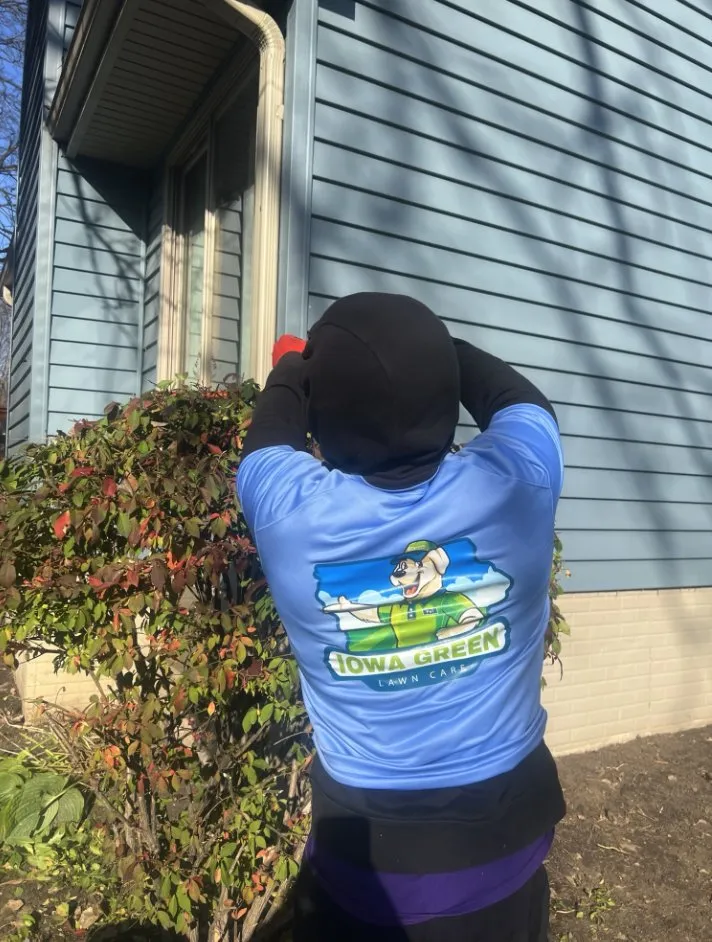 Reliable yard cleanup service near you across West Des Moines, IA - Iowa Green Outdoors