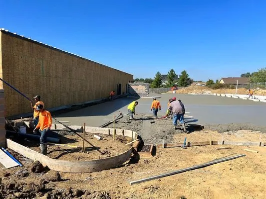 Iowa Lawn & Landscape Logo