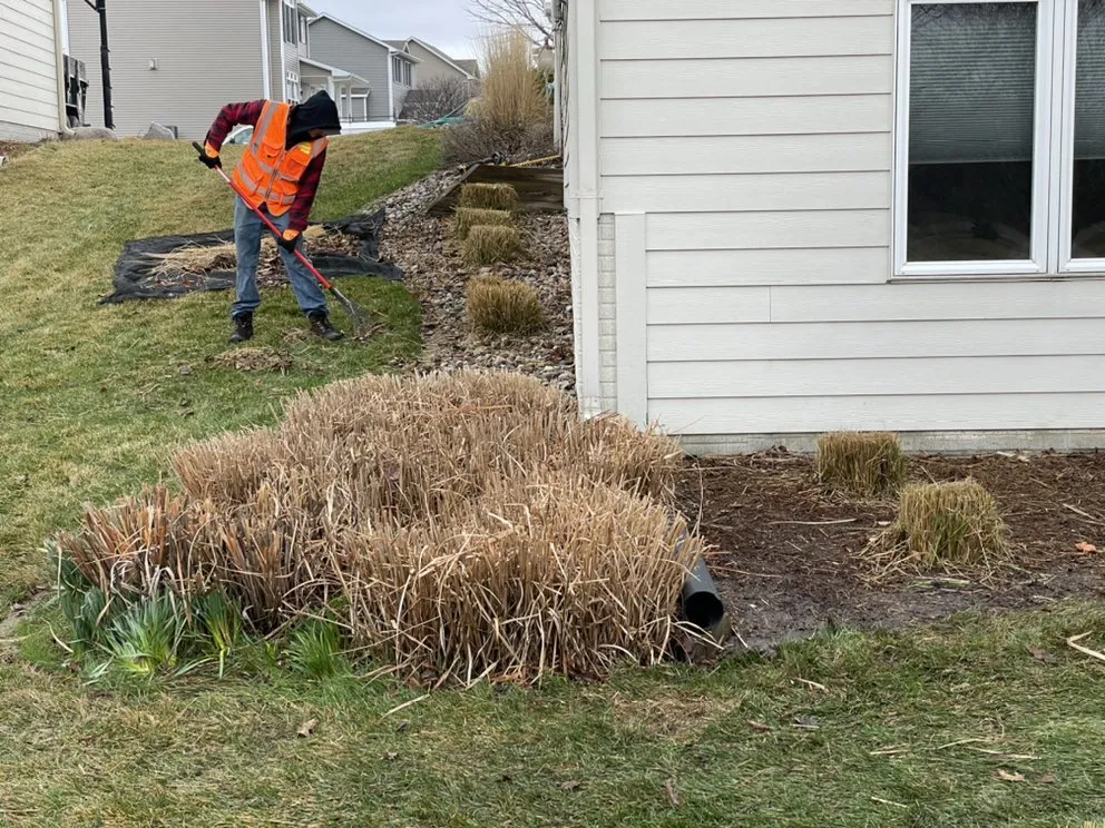 Reliable outdoor landscaping in Des Moines, IA by Iowa Lawn Pro