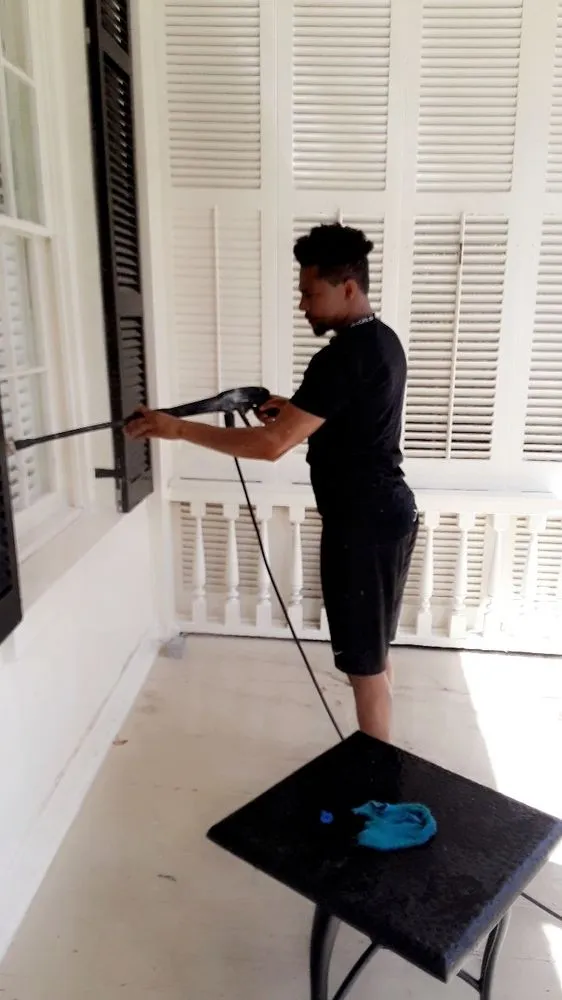 Expert residential landscaping experts serving North Charleston, SC - Irie Cleaning