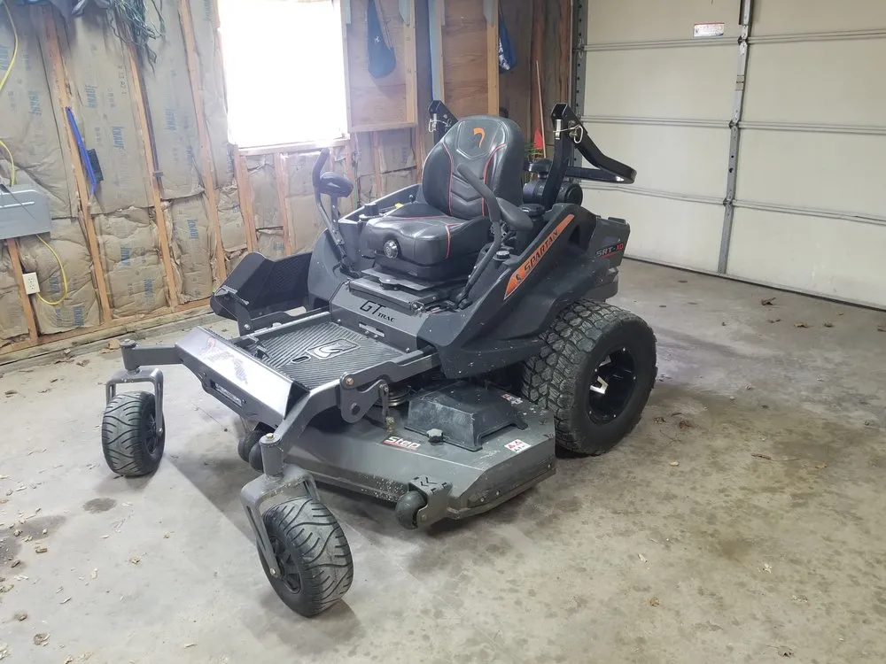 Affordable yard maintenance for year-round maintenance across Shelbyville, MO - Irm Grasscutters