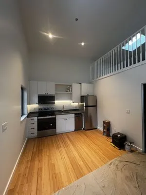 Iron Earth Construction Logo