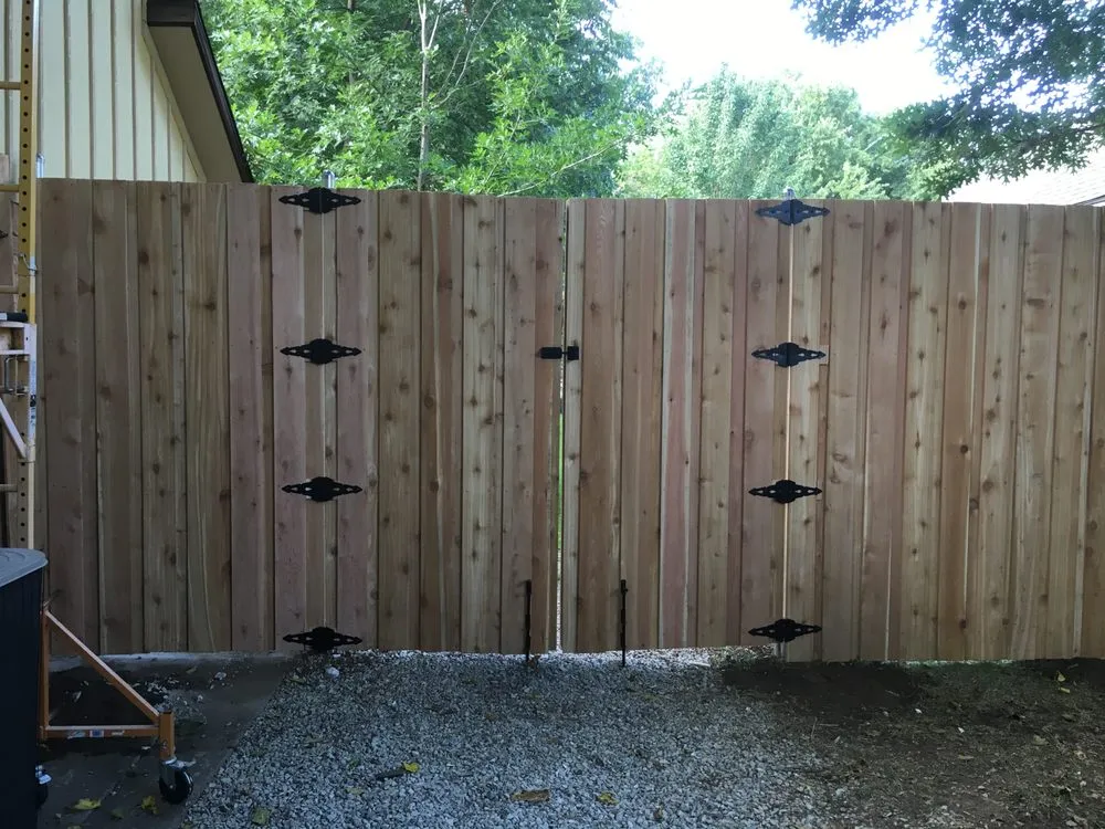 Expert garden landscaping in Edgewood, TX by Iron Side Properties