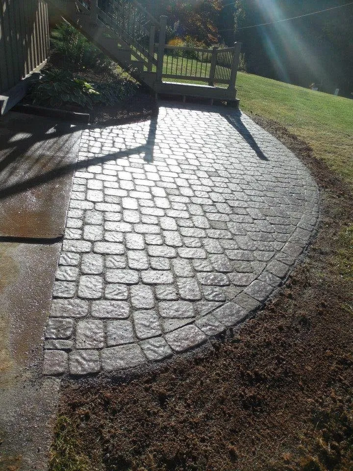 Affordable lawn mowing service in Canton, NC - Iron Tree Landscaping & Maintenance