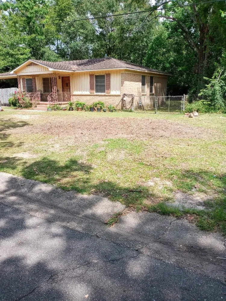 Trusted landscaping services in Mobile, AL - Ironwood Grinders