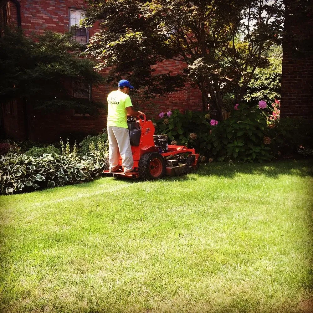 Trusted outdoor landscaping in St. Louis, MO by Irreco