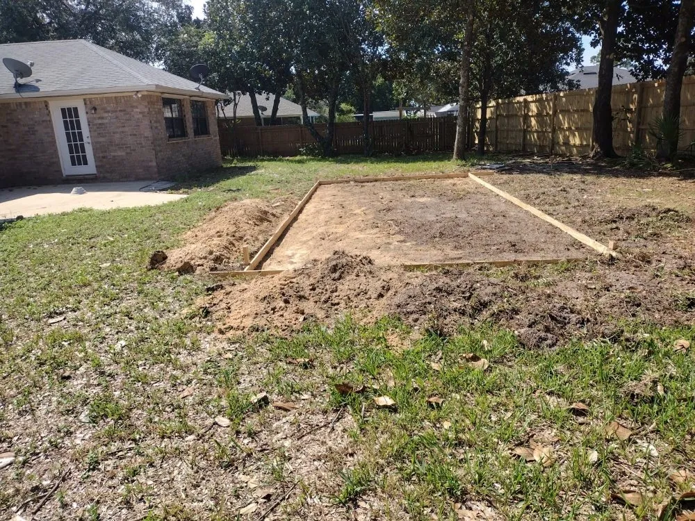 Professional lawn care service with custom design in Mary Esther, FL by Irrigation Specialist Perez