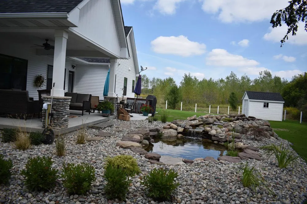 Custom garden landscaping experts serving Saginaw, MI - Irrigation Systems Garpiel Group