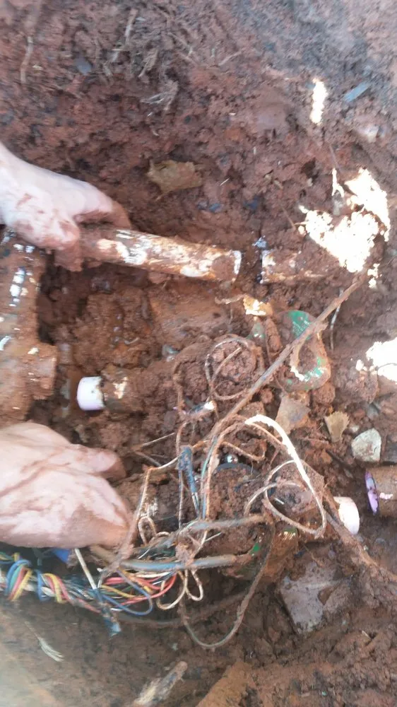 Custom lawn mowing service for residential properties in Edmond, OK by Irrigation Technicians