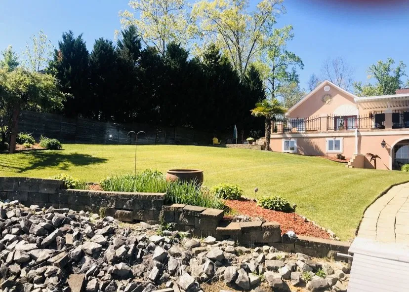 Trusted residential landscaping experts serving Jasper, AL - Irvin lawn service