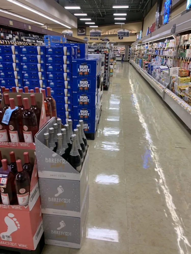 Local lawn mowing service in Rosenberg, TX - Irvin