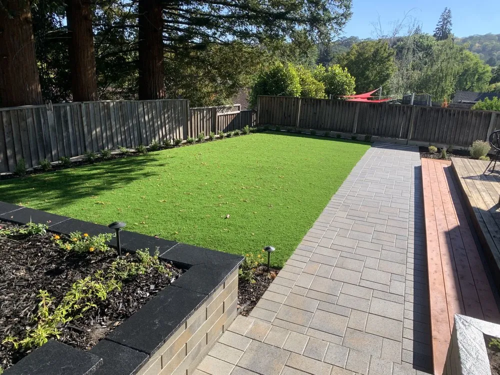 Expert garden landscaping for residential properties in Bay Point, CA by Irvin’s Landscaping