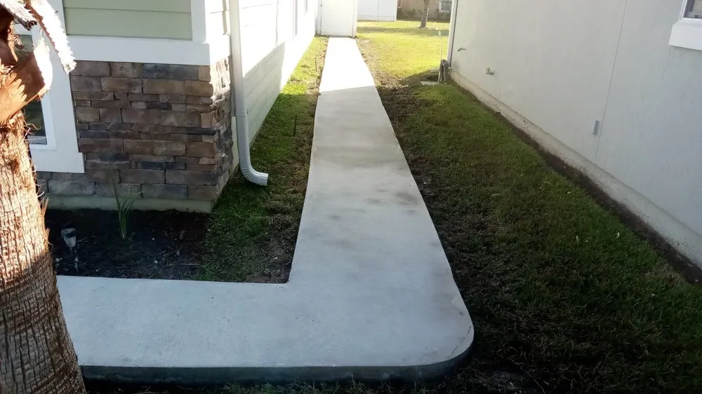 Reliable garden landscaping in Jacksonville, FL by Isaac's Home Improvement