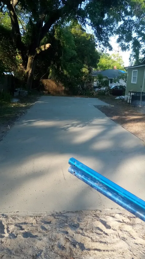 Professional yard maintenance in Jacksonville, FL - Isaac's Home Improvement