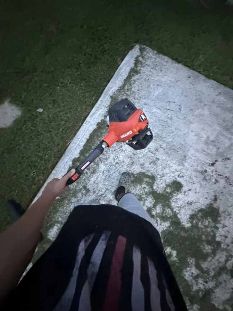 Custom landscape design in Baytown, TX by Isaac’s Landscaping