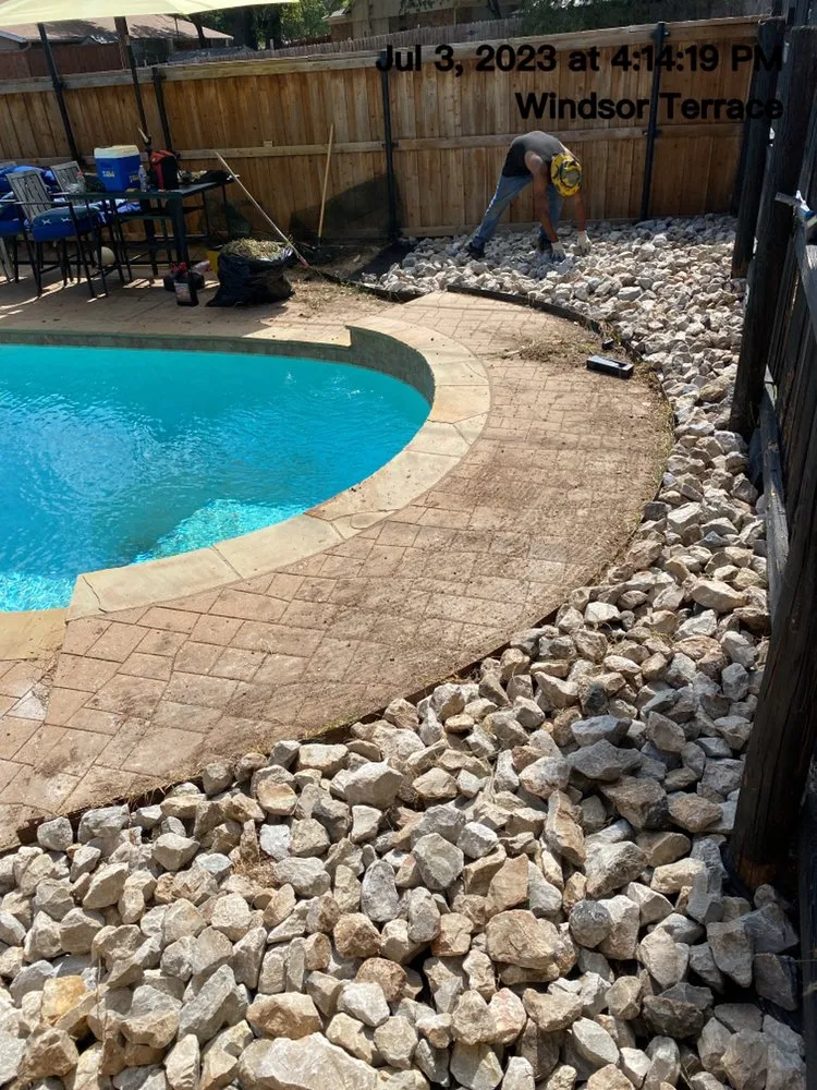 Local yard maintenance in Dallas, TX by Isaac’s Lawn Services