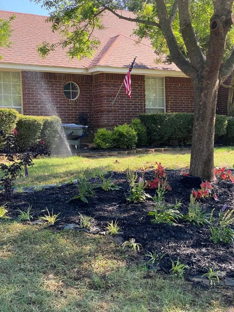 Top-rated outdoor landscaping for beautiful yards across Dallas, TX - Isaac’s Lawn Services