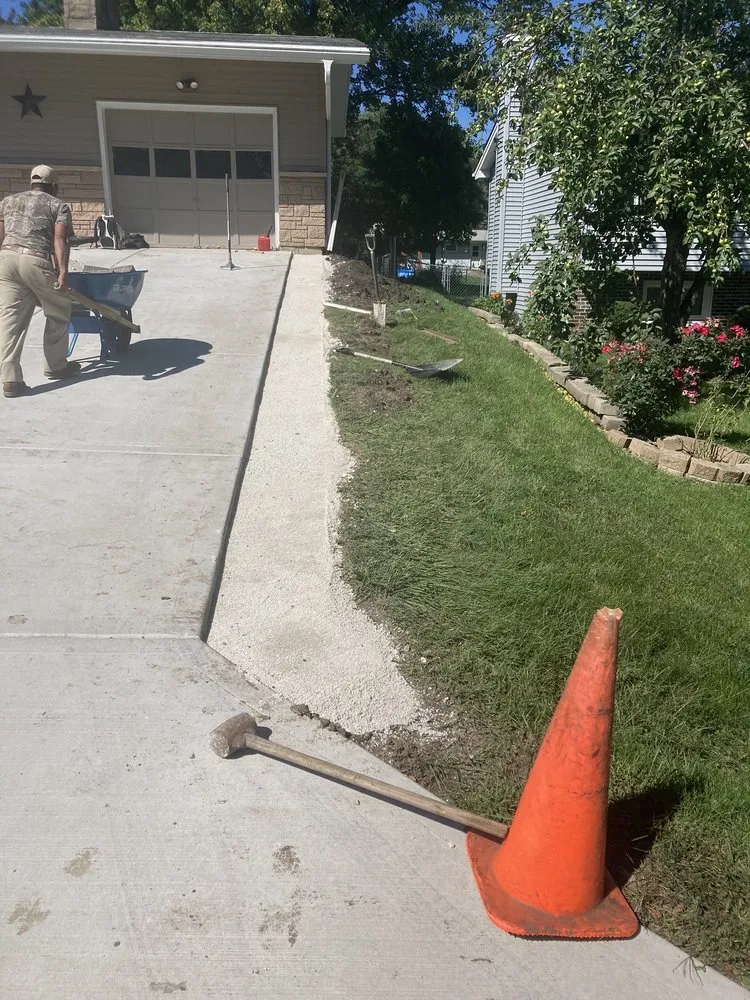 Expert outdoor landscaping in Harvard, IL - Isabel's Lawn Care