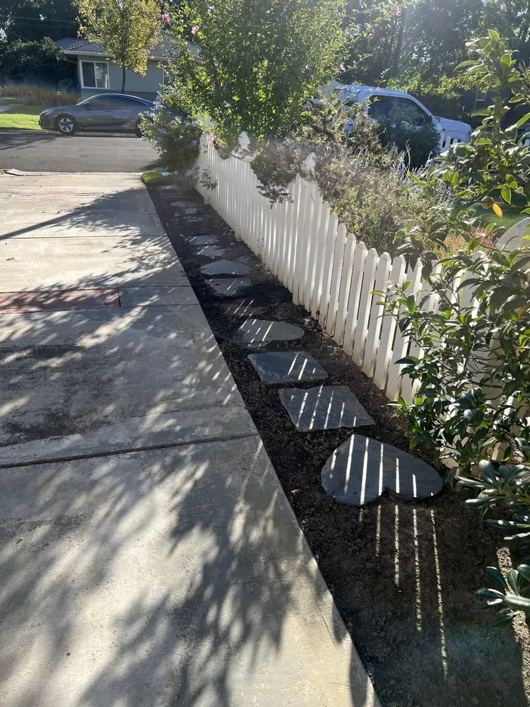 Reliable garden landscaping in Modesto, CA by Isael and amys landscaping
