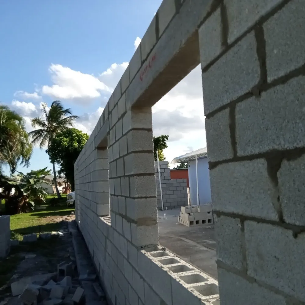 Professional garden landscaping in Palmetto bay, FL - Isaiahs Outdoor Services