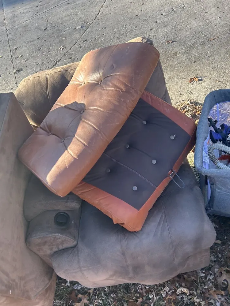 Expert lawn mowing service in Kenosha, WI - Isaiah’s Services