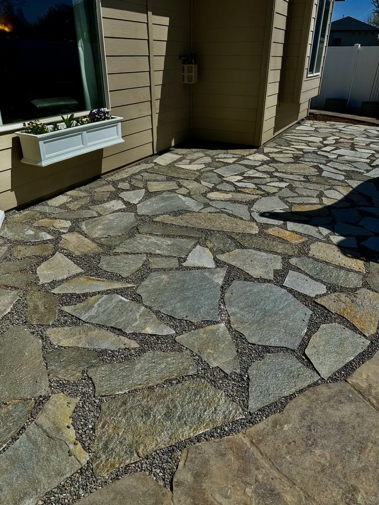 Custom landscape design in Meridian, ID by iScape Pro Landscaping