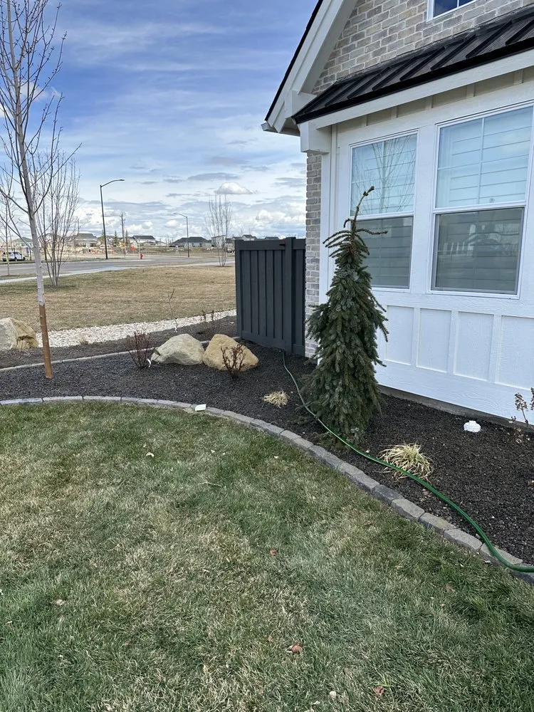 Expert garden landscaping with custom design across Meridian, ID - iScape Pro Landscaping
