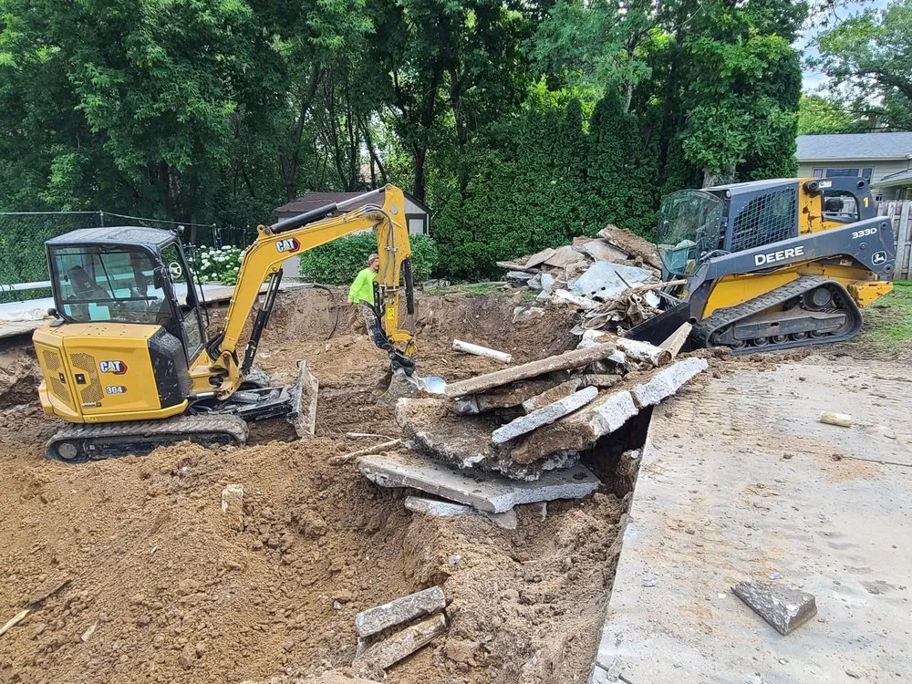 Trusted garden landscaping for homes across New Brighton, MN - Iserman Contracting And Excavating - ICE