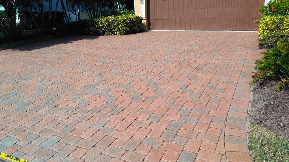 Professional residential landscaping in Longboat Key, FL - Island Exteriors