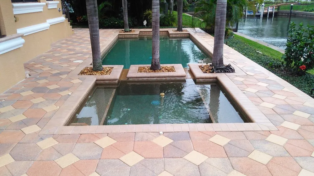 Reliable yard cleanup service experts serving Longboat Key, FL - Island Exteriors