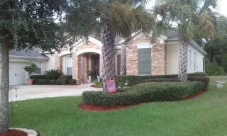 Professional lawn care service in Green Cove Springs, FL by Island Green Lawn Service