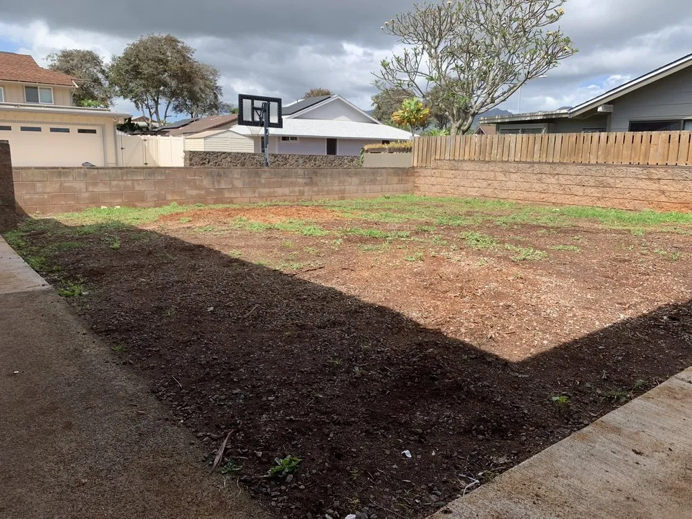 Custom lawn mowing service with custom design across Waipahu, HI - Island Green